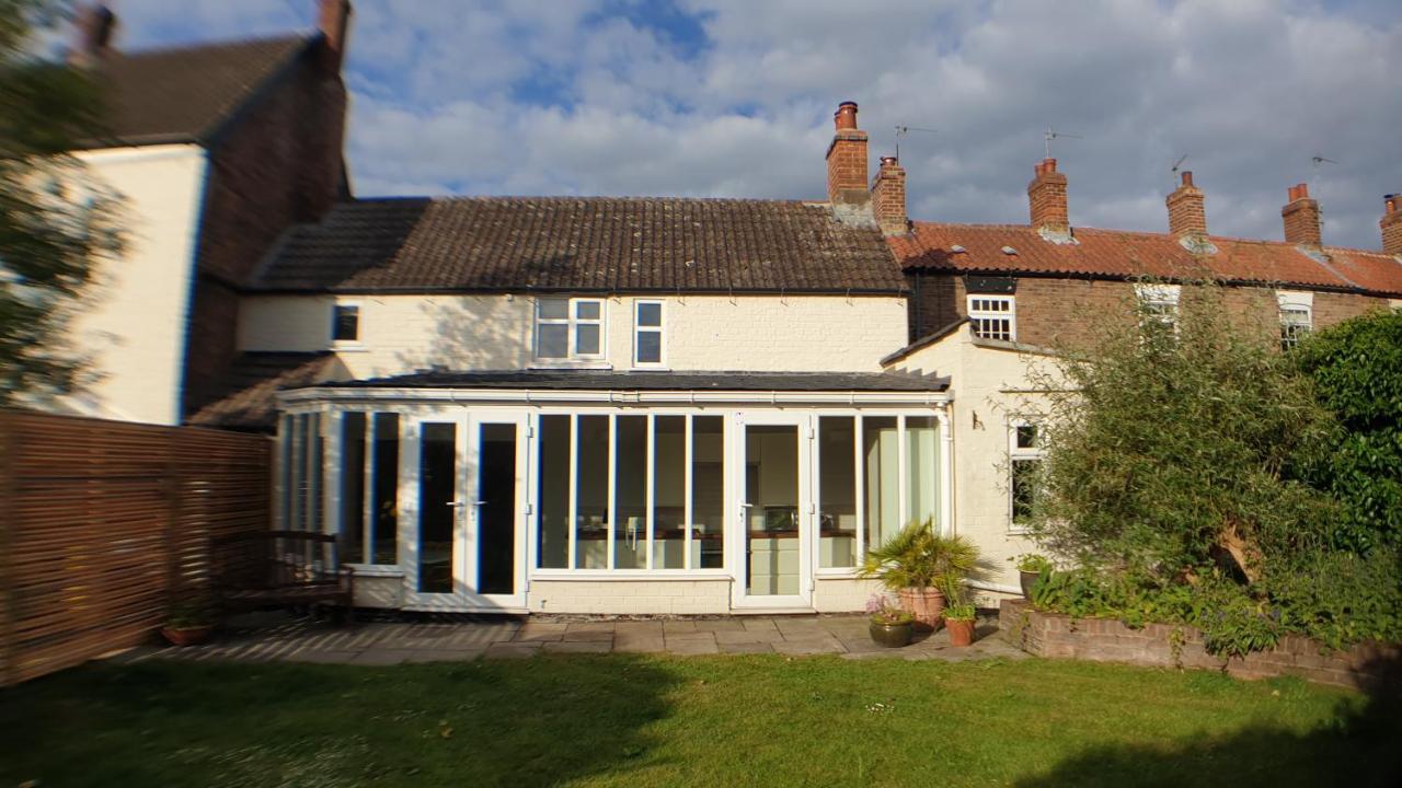 Holly Cottage, Hidden Gem In The Yorkshire Wolds Welton  Экстерьер фото
