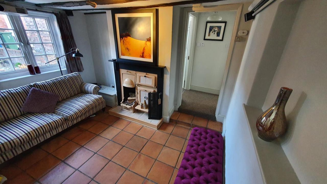 Holly Cottage, Hidden Gem In The Yorkshire Wolds Welton  Экстерьер фото